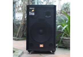 Loa Kéo JBL Có Phù Hợp Cho Dàn Karaoke Gia Đình Không?